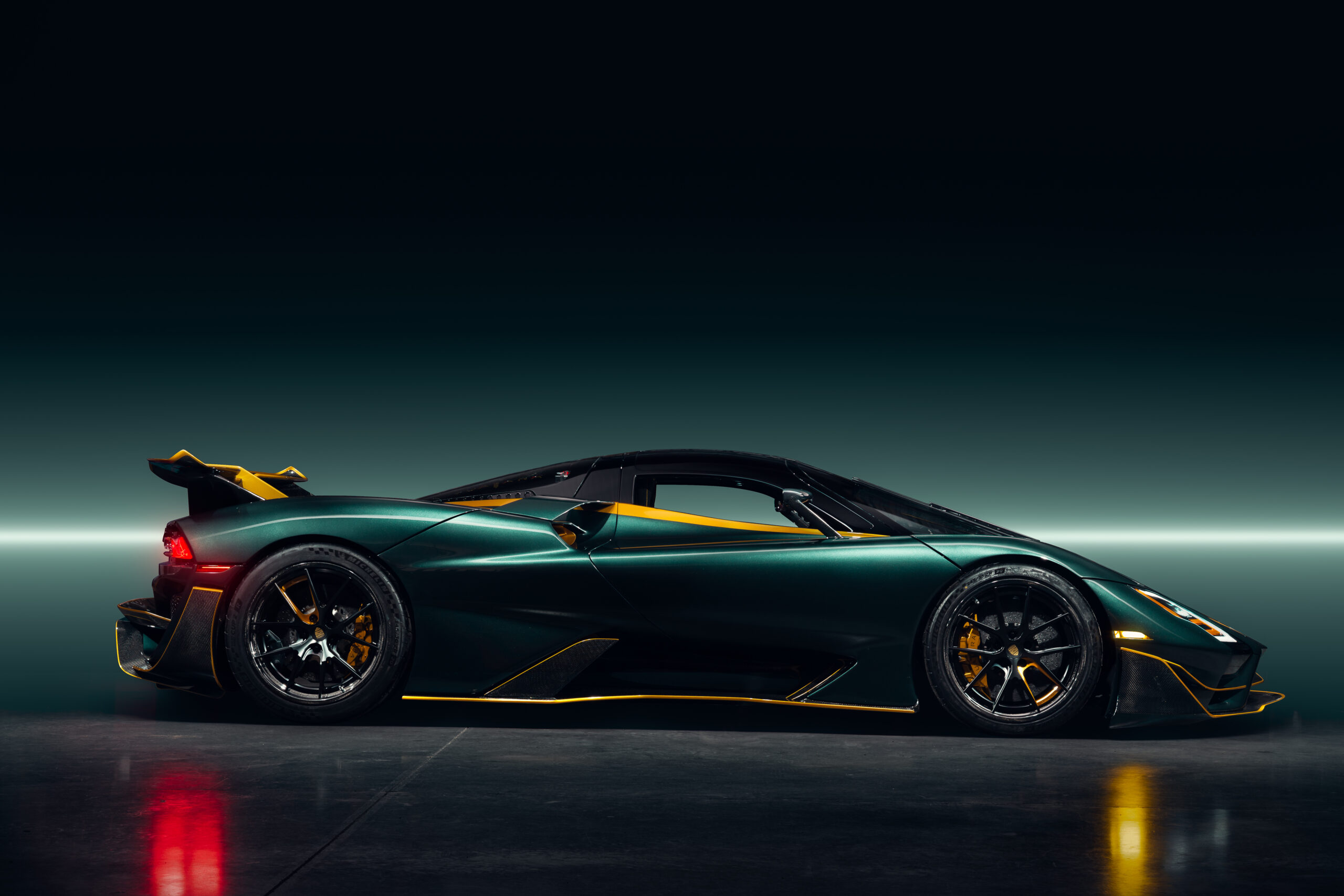 SSC Tuatara Aggressor Press Photos